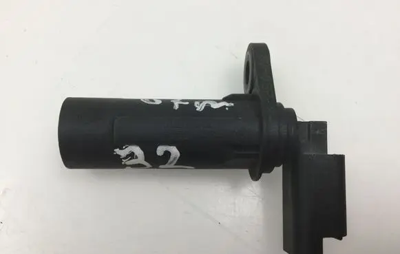 Nissan Qashqai Crankshaft position sensor 8200434068