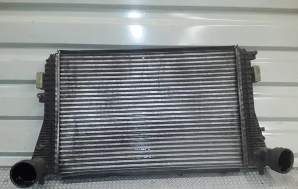 Volkswagen Golf VI Intercooler radiator