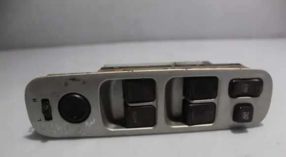 Suzuki Liana Electric window control switch