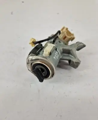 Toyota Previa (XR30, XR40) II Ignition lock 8978328070