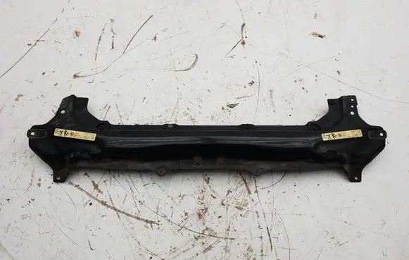 BMW 7 E65 E66 Radiator support slam panel bracket 7022966 51717022966