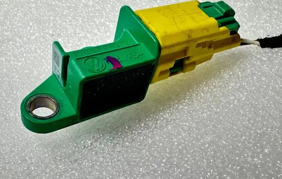 Audi A6 S6 C7 4G Airbag deployment crash/impact sensor 1K0909606C