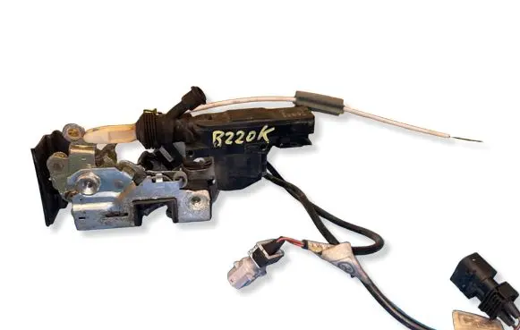 BMW 8 E31 Front door lock 19700450