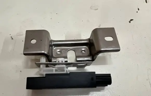 Mazda CX-3 Antenna control unit KD45676NXA