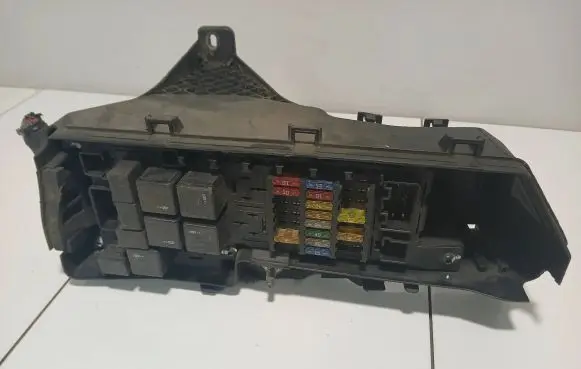Volvo XC90 Fuse box set 9494210