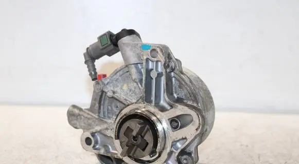 Ford Kuga I Vacuum pump 9673836180 70213905