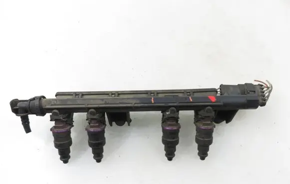 Renault Clio II Fuel main line pipe 873774 7700114546C