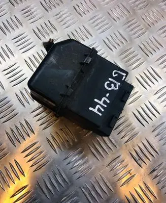 Volkswagen PASSAT B6 Fuse box set 1K0937311C