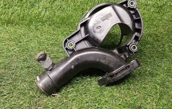 Mercedes-Benz C W204 Fuel filter bracket/mount holder A6512001056