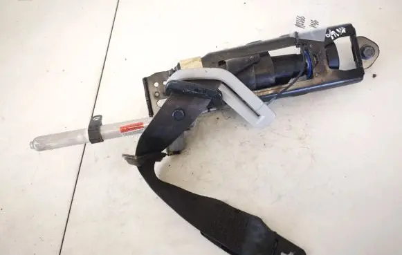 Volvo V50 Front seatbelt 30730732