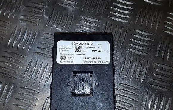 Keyless (KESSY) go control unit/module