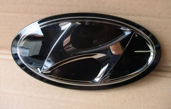 Hyundai i30 Manufacturer badge logo/emblem 86367-G4000
