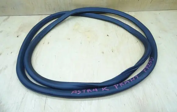 Opel Astra K Front door rubber seal 