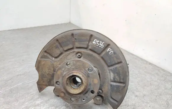 Volkswagen Caddy Front wheel hub spindle knuckle
