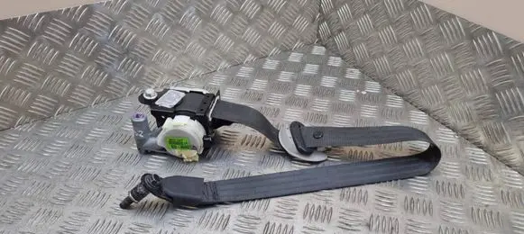 KIA Sportage Front seatbelt 888103U210