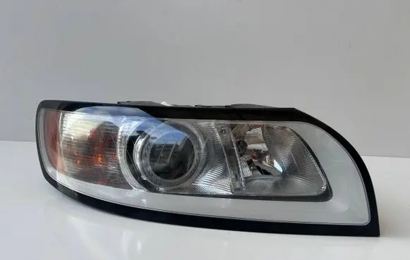 Volvo S40 Headlight/headlamp 31299586
