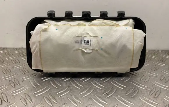 Passenger airbag