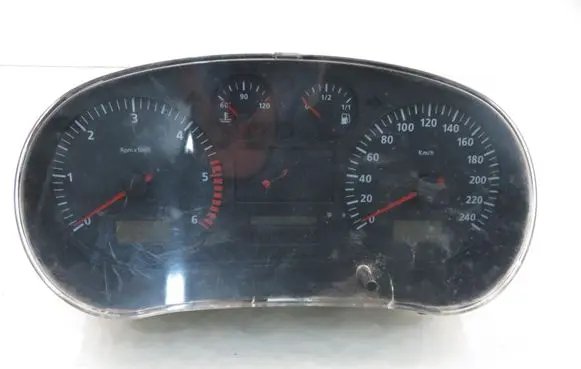 Seat Toledo II (1M) Speedometer (instrument cluster) 1M0920820E