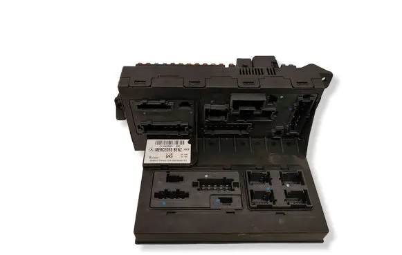 Mercedes-Benz E W211 SAM control unit 2115453901