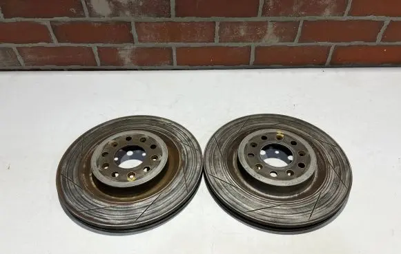 Aston Martin DBX Rear brake disc 13AAD101A