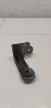 Peugeot 308 Intercooler pipe mounting bracket 