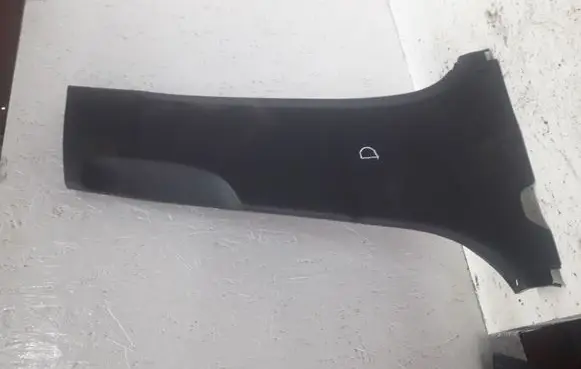 Toyota Auris 150 (B) pillar trim (bottom) 6241302080