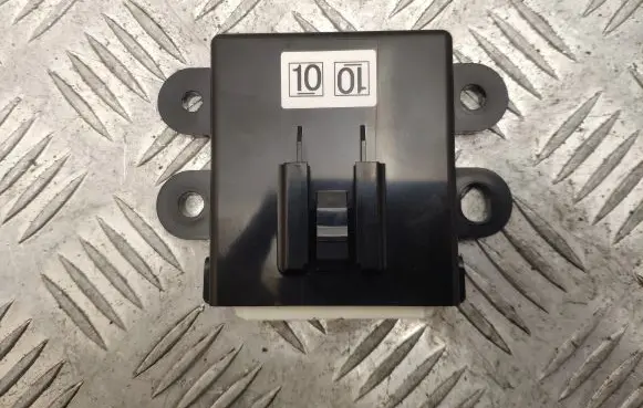 Mitsubishi Outlander Indicator relay 8637B731