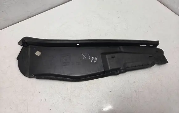 BMW X1 F48 F49 Fender end trim 7329400 60829010