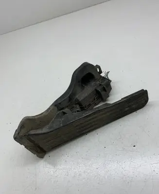 Volkswagen Golf V Accelerator throttle pedal 1K1721503P