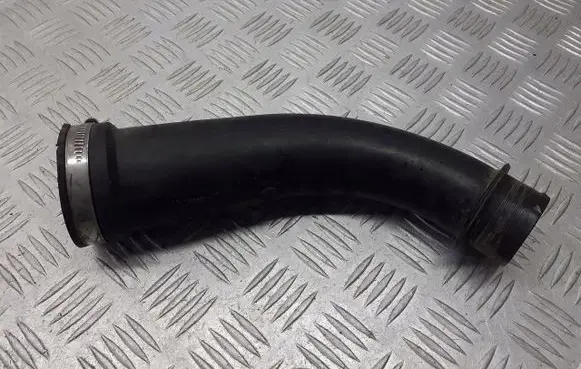 Renault Megane II Air intake hose/pipe 8200218987