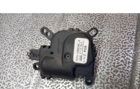 Ford Focus C-MAX Coolant heater control valve 