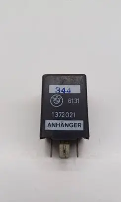 BMW 5 E34 Other relay 1372021 6131