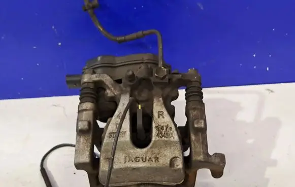 Jaguar F-Type Rear brake caliper 4431