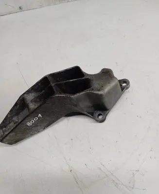 Mercedes-Benz Vaneo W414 Gearbox mounting bracket