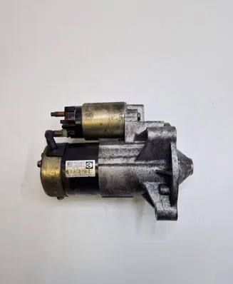 Citroen C5 Starter motor M000T82081 A225