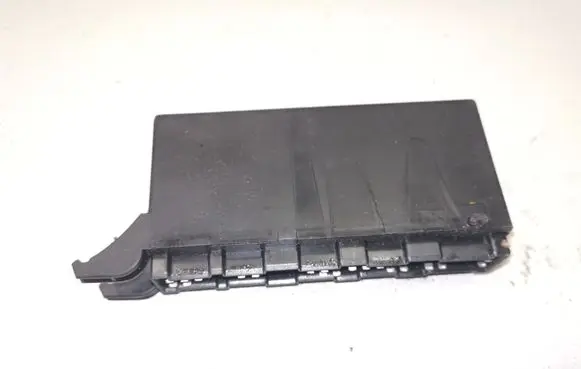 Mercedes-Benz C W202 Light module LCM 2025420232 5KG007099 5KG00709902