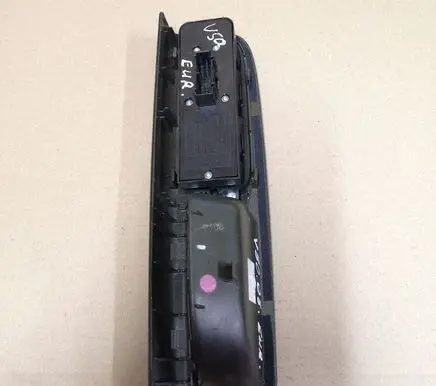 Volvo V50 Electric window control switch 30710787 03451100