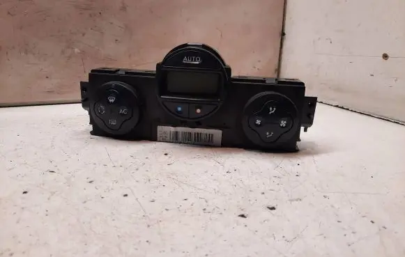 Renault Scenic II - Grand scenic II Climate control unit 8200501461 N103756T