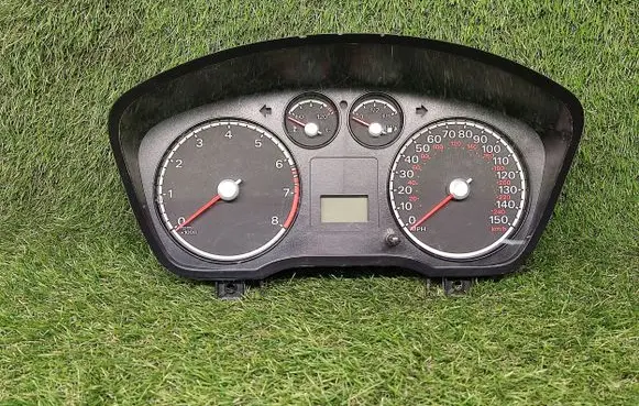 Ford Focus C-MAX Speedometer (instrument cluster) 4U7T10849BN 3M5F10A855A