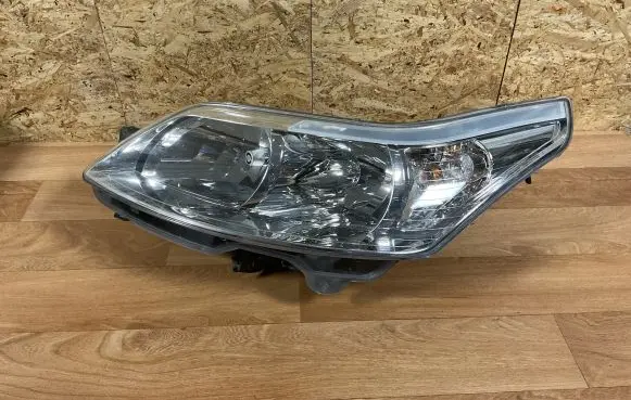 Citroen C4 I Headlight/headlamp 9684381980 89902318 89902310