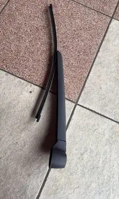 Audi A3 S3 8V Rear wiper blade arm 8V3955407