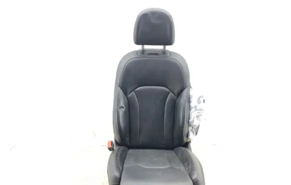 Audi Q8 Front driver seat 