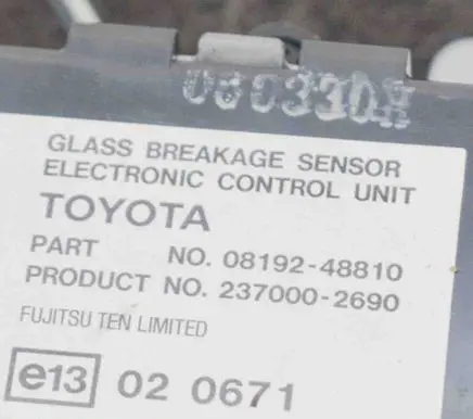 Toyota RAV 4 (XA20) Other devices 0819248810