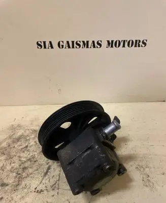 Volvo S80 Power steering pump 9485757