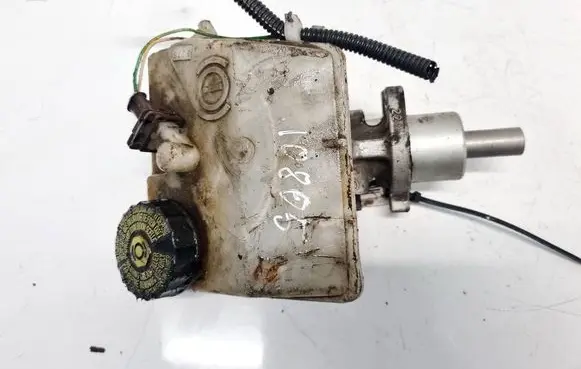 Peugeot 206 Brake fluid reservoir 