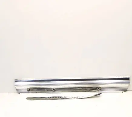 Jaguar XK8 - XKR Front sill trim cover