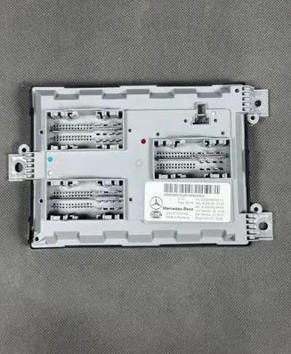 Mercedes-Benz C W206 Trunk lid opening control unit A2069000515 A2069028404 5DK01521568