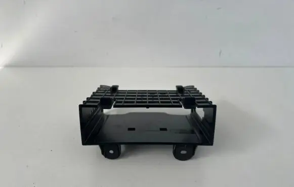 Radio/GPS head unit trim