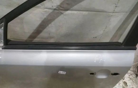 KIA Ceed Front door glass trim molding 