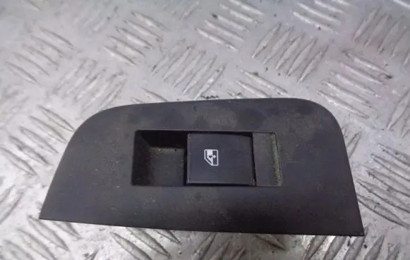 Chevrolet Epica Quarter vent window switch 